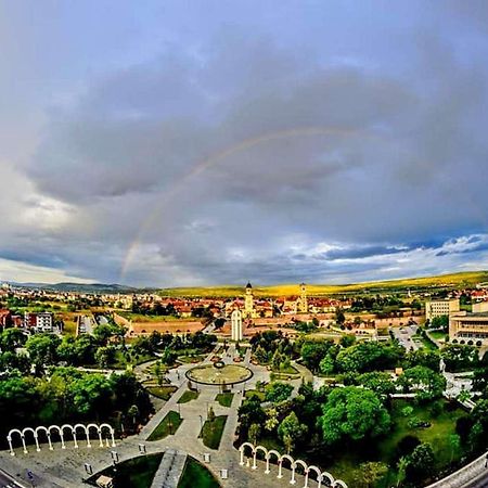 Midsummer Boulevard Lägenhet Alba Iulia Exteriör bild