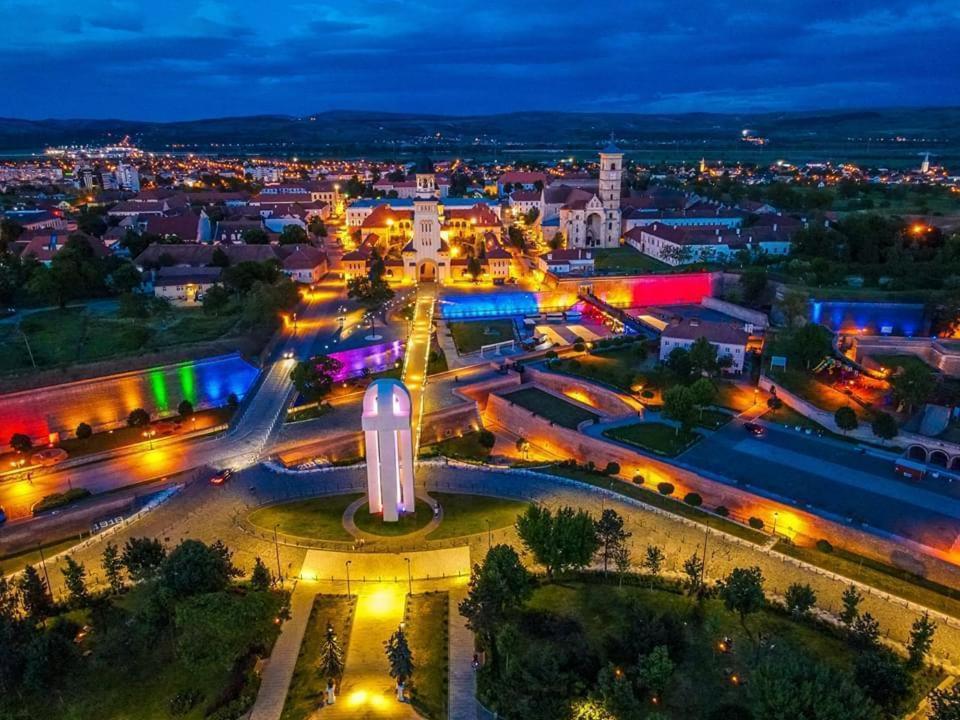 Midsummer Boulevard Lägenhet Alba Iulia Exteriör bild