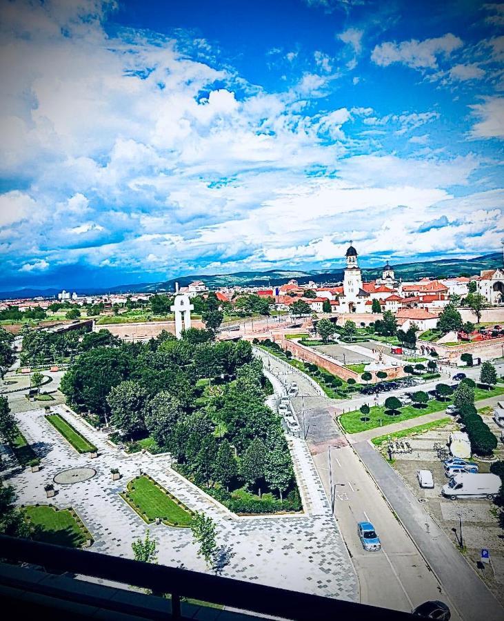 Midsummer Boulevard Lägenhet Alba Iulia Exteriör bild