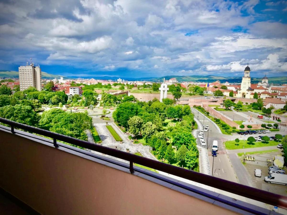 Midsummer Boulevard Lägenhet Alba Iulia Exteriör bild